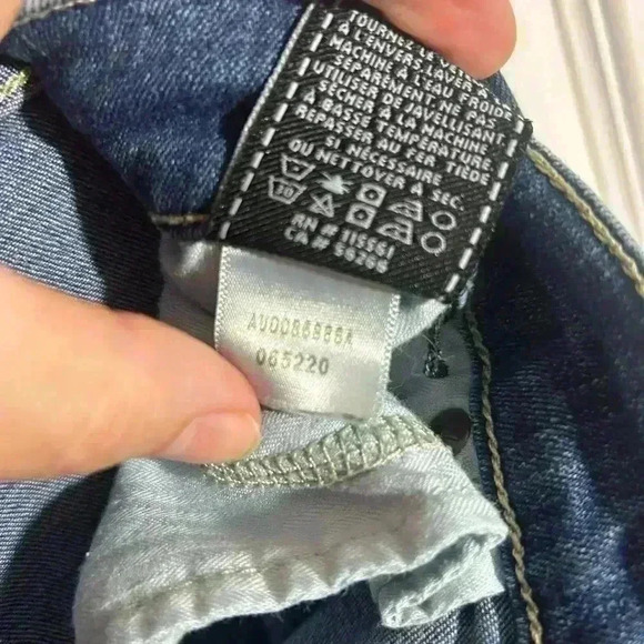 7 For All Mankind Josefina Skinny boyfriend Jeans Size 28 Button Fly Distressed - Picture 10 of 15